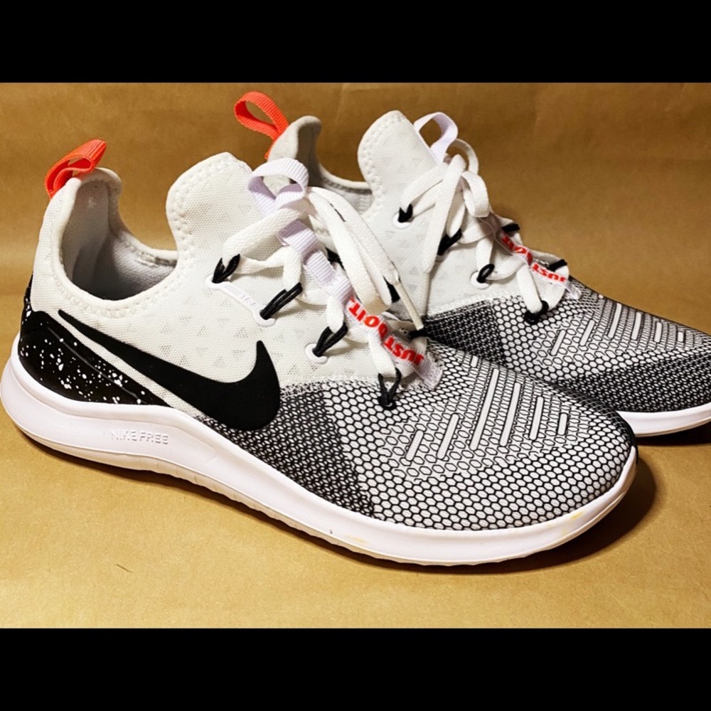 Nike Free TR8 Shoes